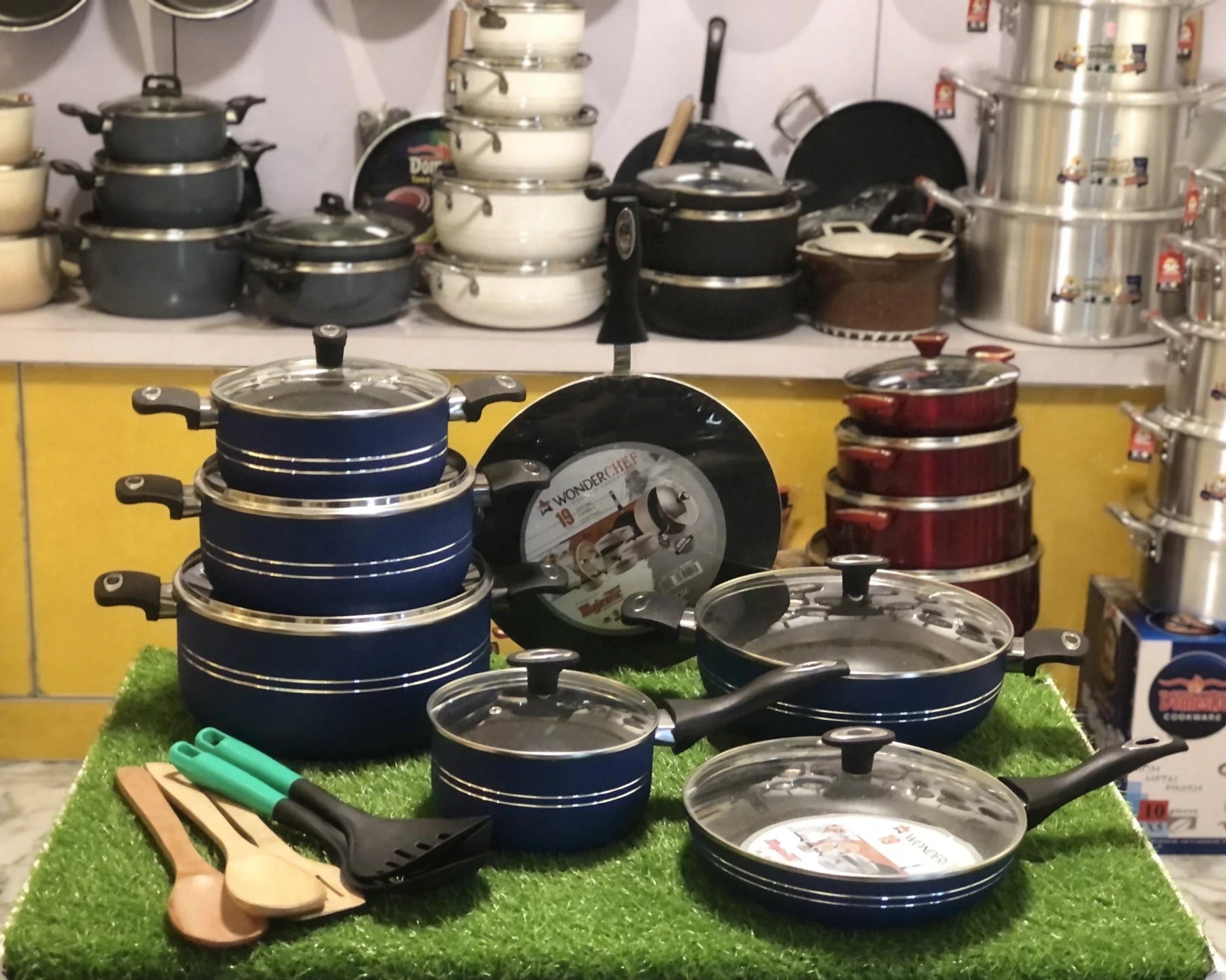 WONDER CHEF GIFT SET 19 Pcs (2-Layers Marble Coated)